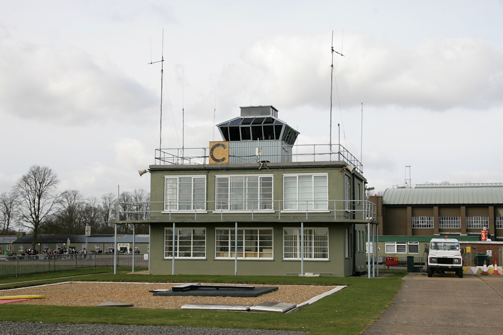 015Control tower - Nick Challoner.JPG