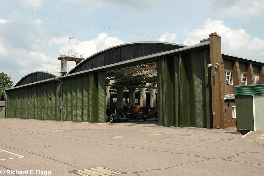 006Hangar : Coupled General Service Flight Shed (Building 84) - 24 May 2008.png