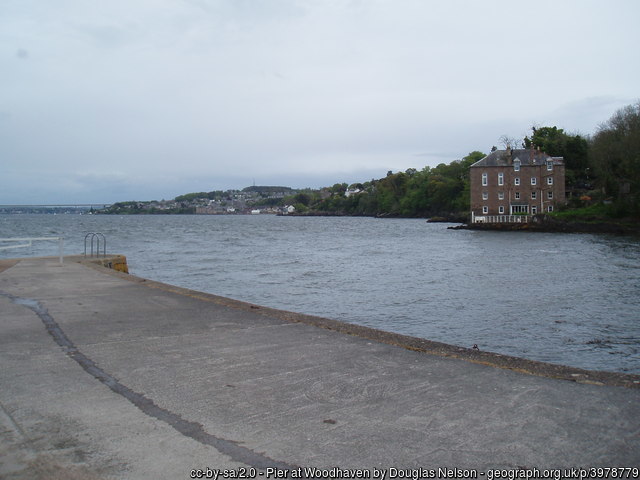 005geograph-3978779-by-Douglas-Nelson.jpg