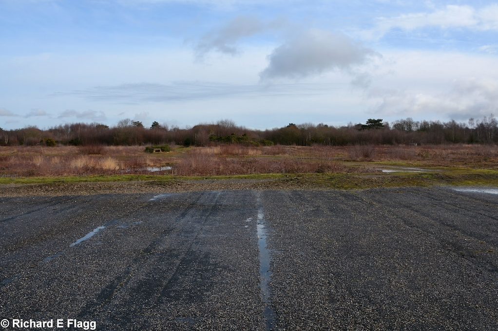002Runway 08:26 (now 07:25). Looking east from the runway 14:32 intersection - 4 February 2017.png