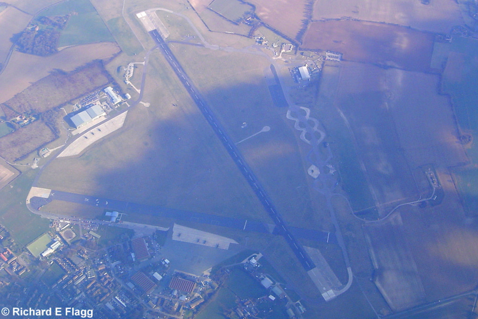 002Aerial View of RAF Odiham Airfield - 8 March 2004.png
