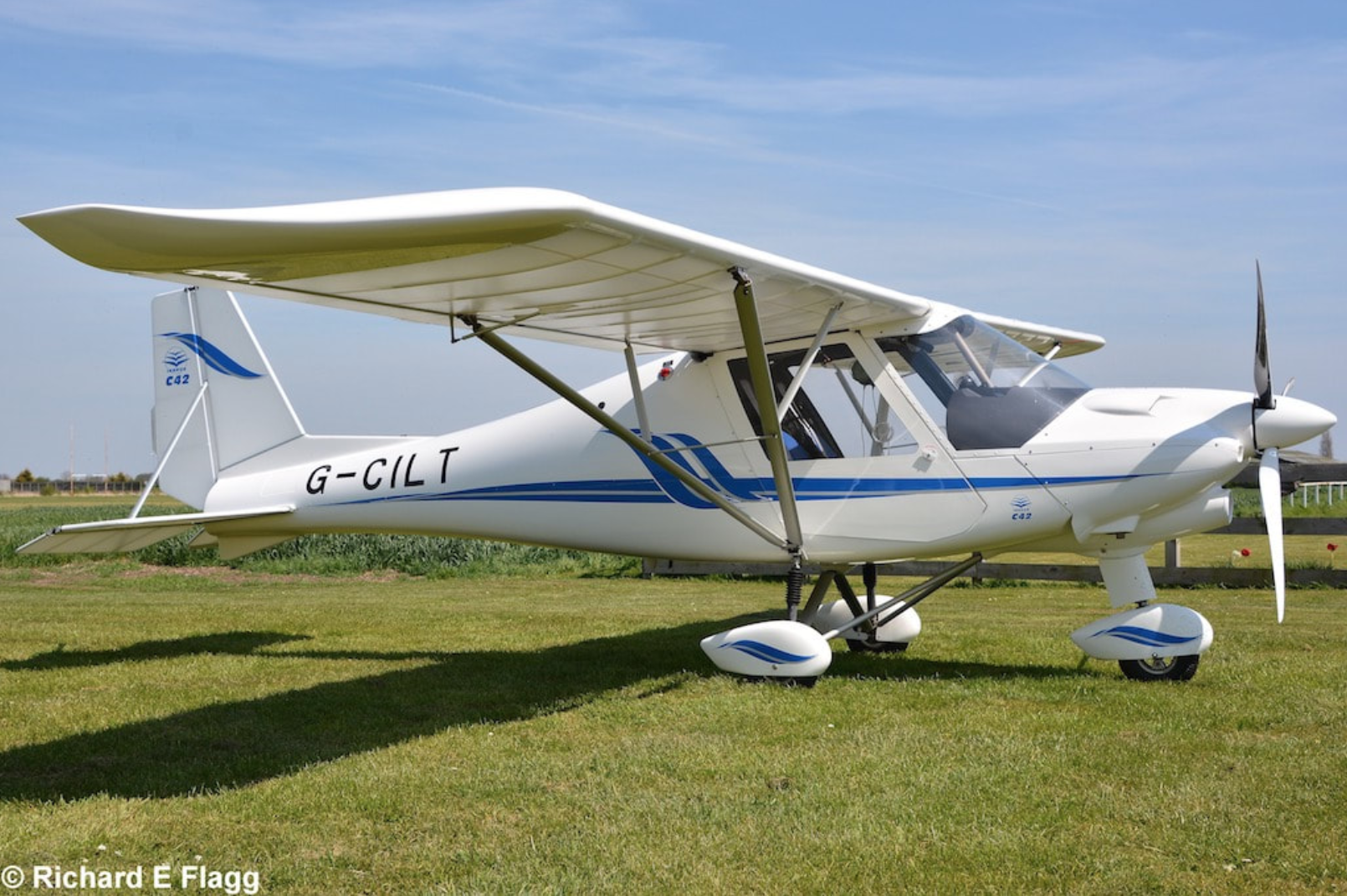 003Comco Ikarus C42 FB100 Bravo (G-CILT) - 5 May 2016.png