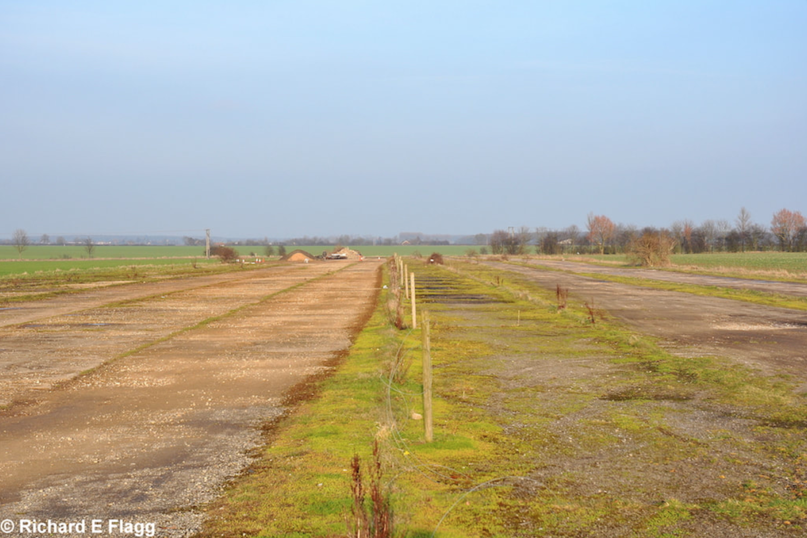 005Runway 05:23. Looking north east from Reepham Road - 9 February 2011.png