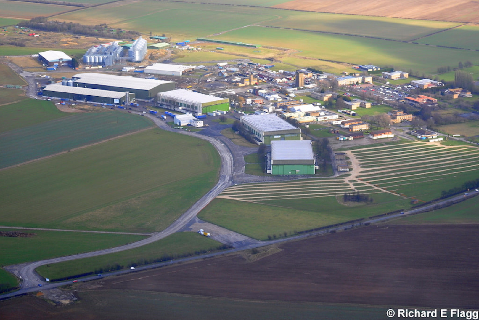 012Aerial View of RAF Hemswell Airfield - 12 February 2011.png