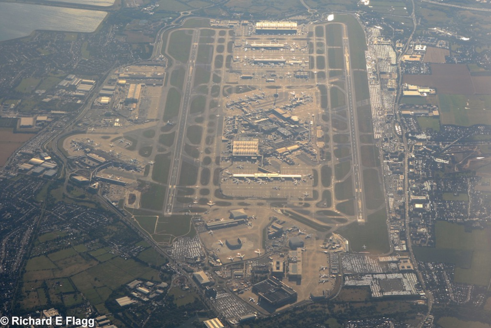 018Aerial View of Heathrow Airport - 23 July 2016.png