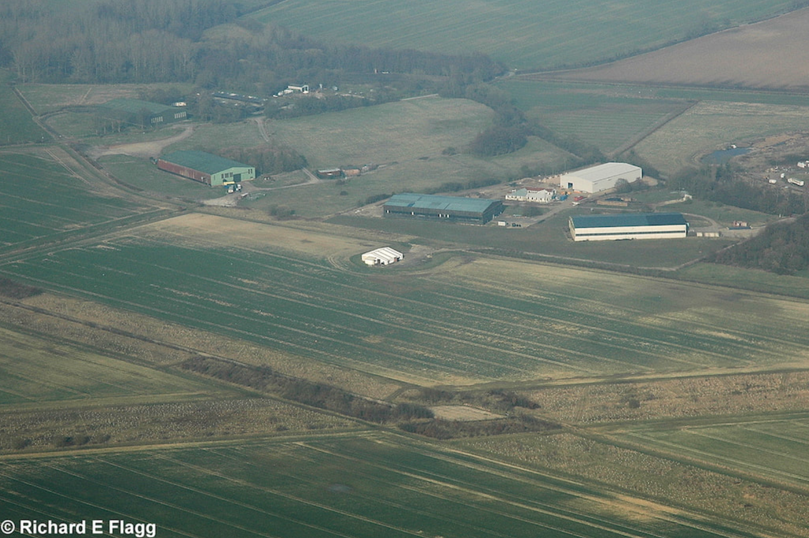016Aerial View 2 of RAF Foulsham Airfield - 21 March 2009.png