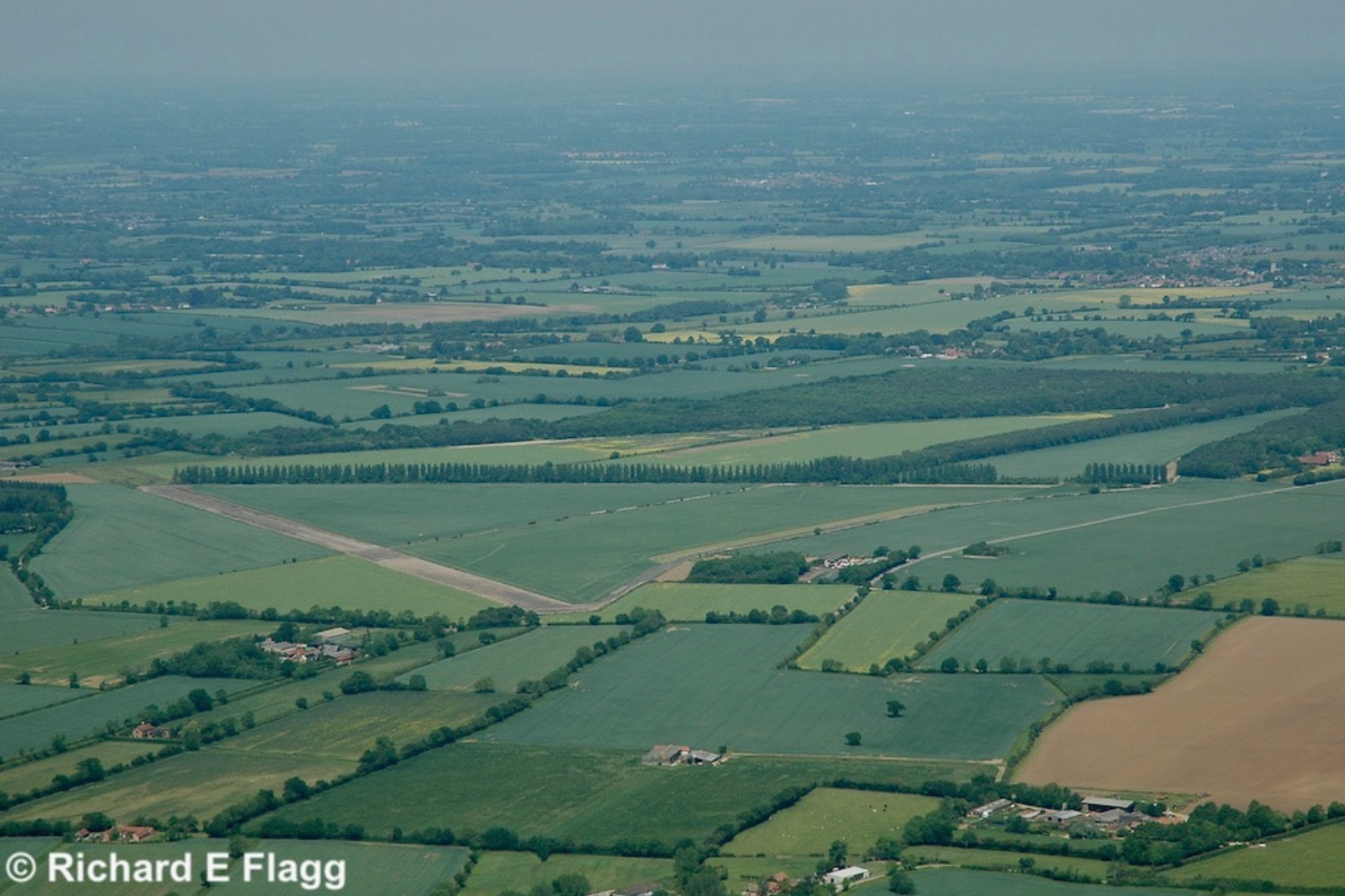 004Aerial View of RAF Hardwick Airfield - 31 May 2009.png